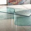 Il vetro curvato per il tavolino da salotto di Imago Factory Oasis il ritratto